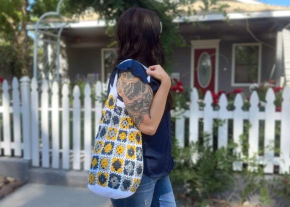 Vintage Vibes Market Tote Crochet